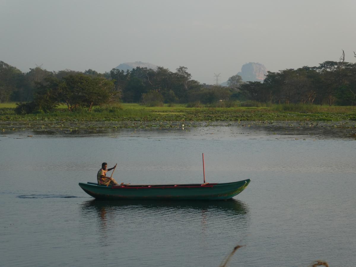 Sanjana Home Stay Хабарана Экстерьер фото