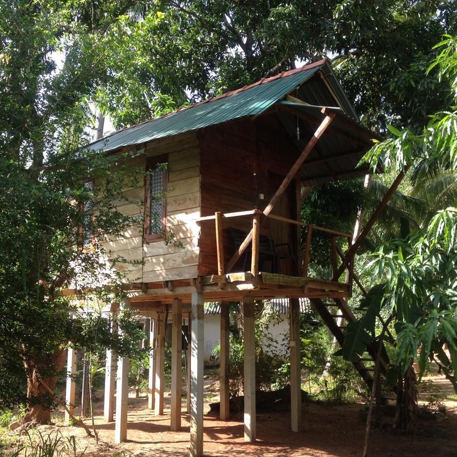 Sanjana Home Stay Хабарана Экстерьер фото